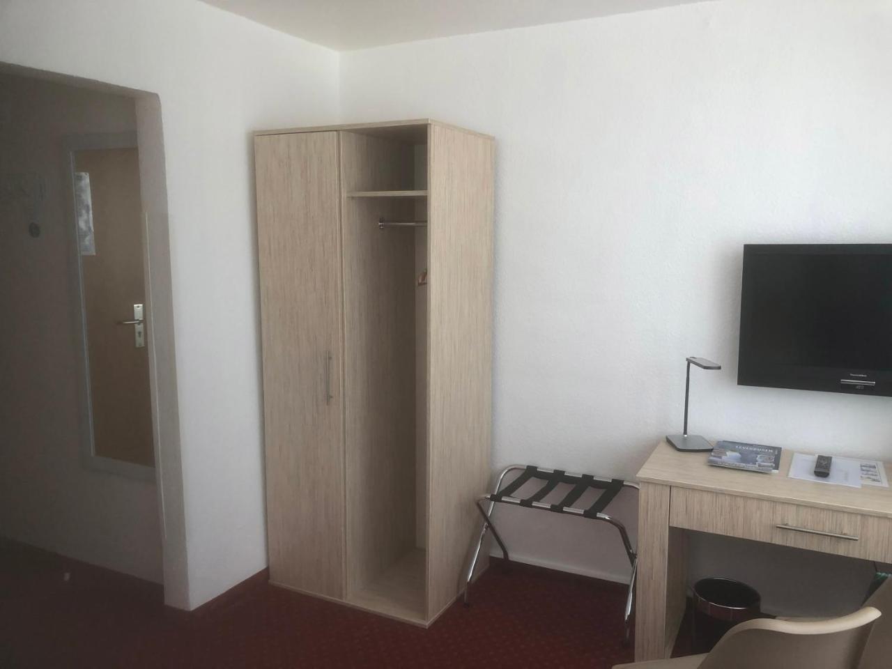Hotel Sechzehn Λεβερκούζεν Εξωτερικό φωτογραφία