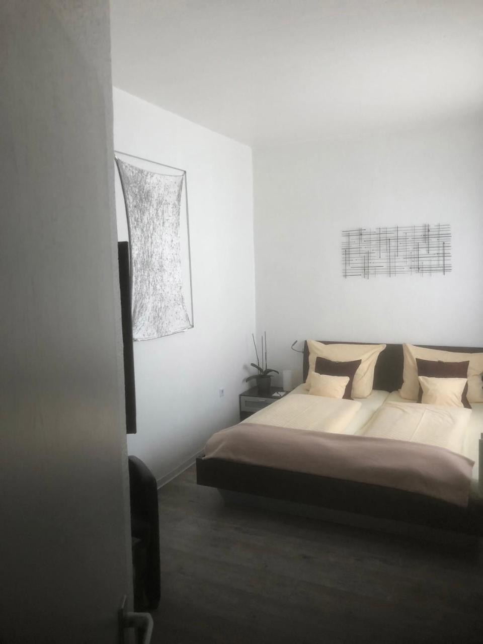 Hotel Sechzehn Λεβερκούζεν Εξωτερικό φωτογραφία